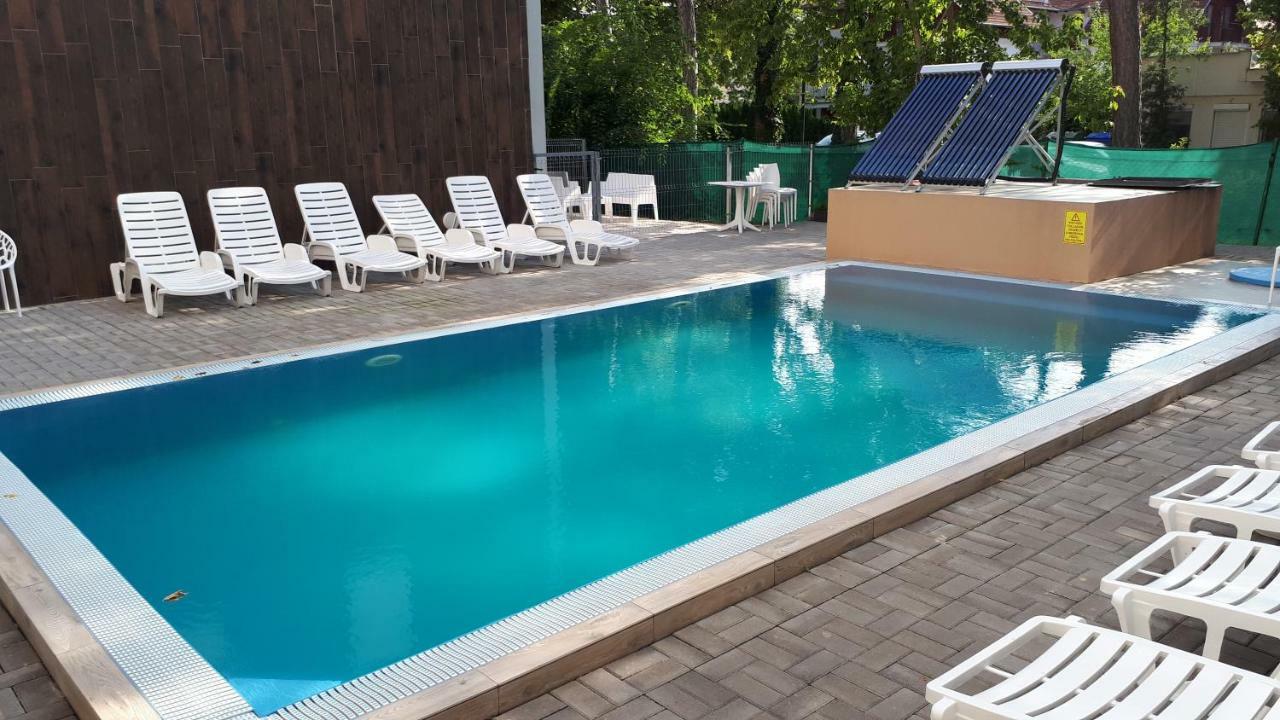 Lido Riviera Apartman Balatonlelle Exterior foto